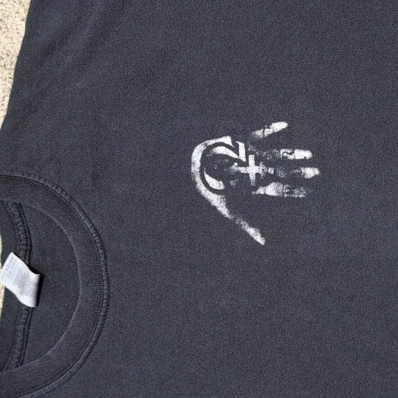 Cult Status Gothic Moon Skull Upside Down Hand Black And White Print T-Shirt XL - Picture 3 of 10